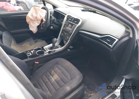 2013 Ford Fusion Se z USA, uszkodzony, nr VIN 3FA6P0HR0DR382809